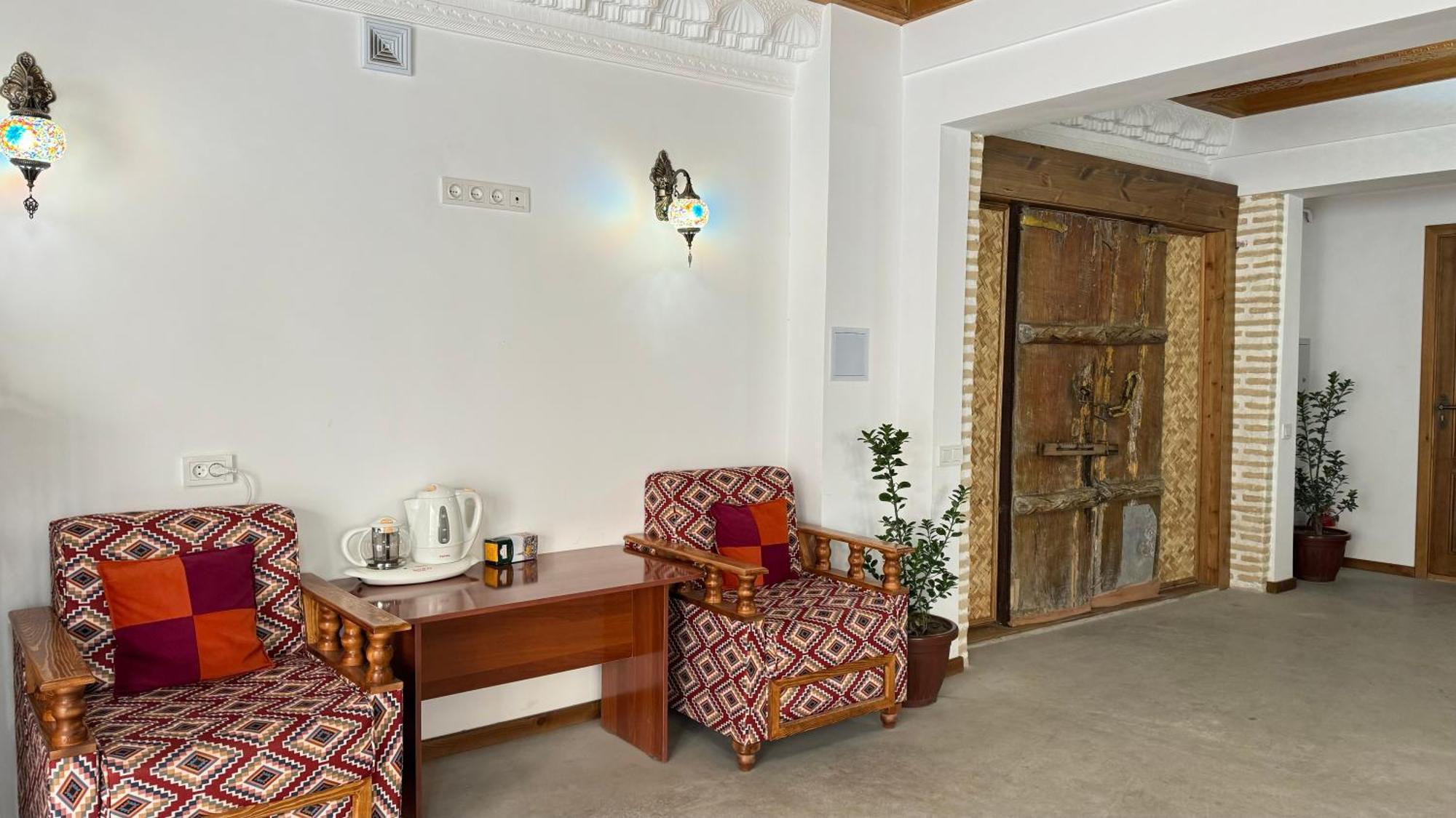 Mahbubakhon Guest House In Old City Bukhara Eksteriør bilde